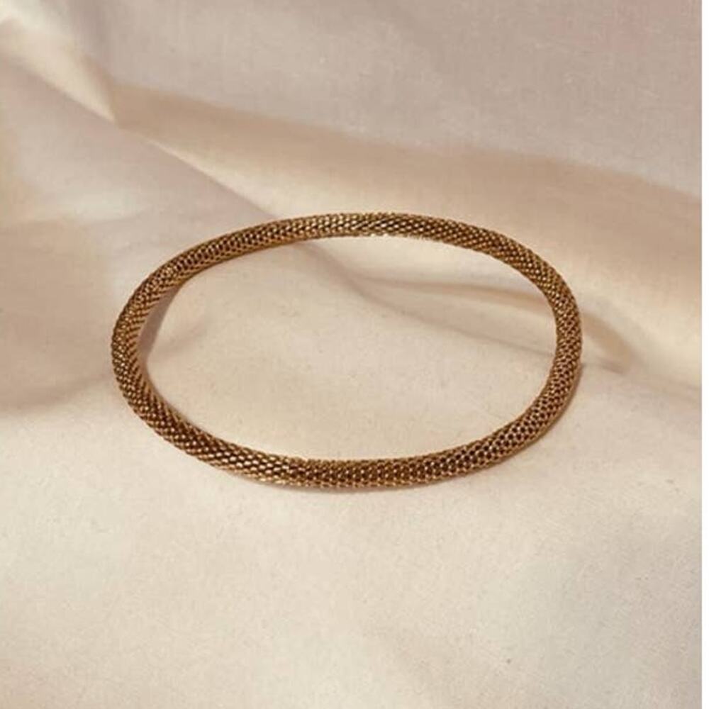 Vintage Lightweight Goldtone Mini Weave Design Bangle Bracelet